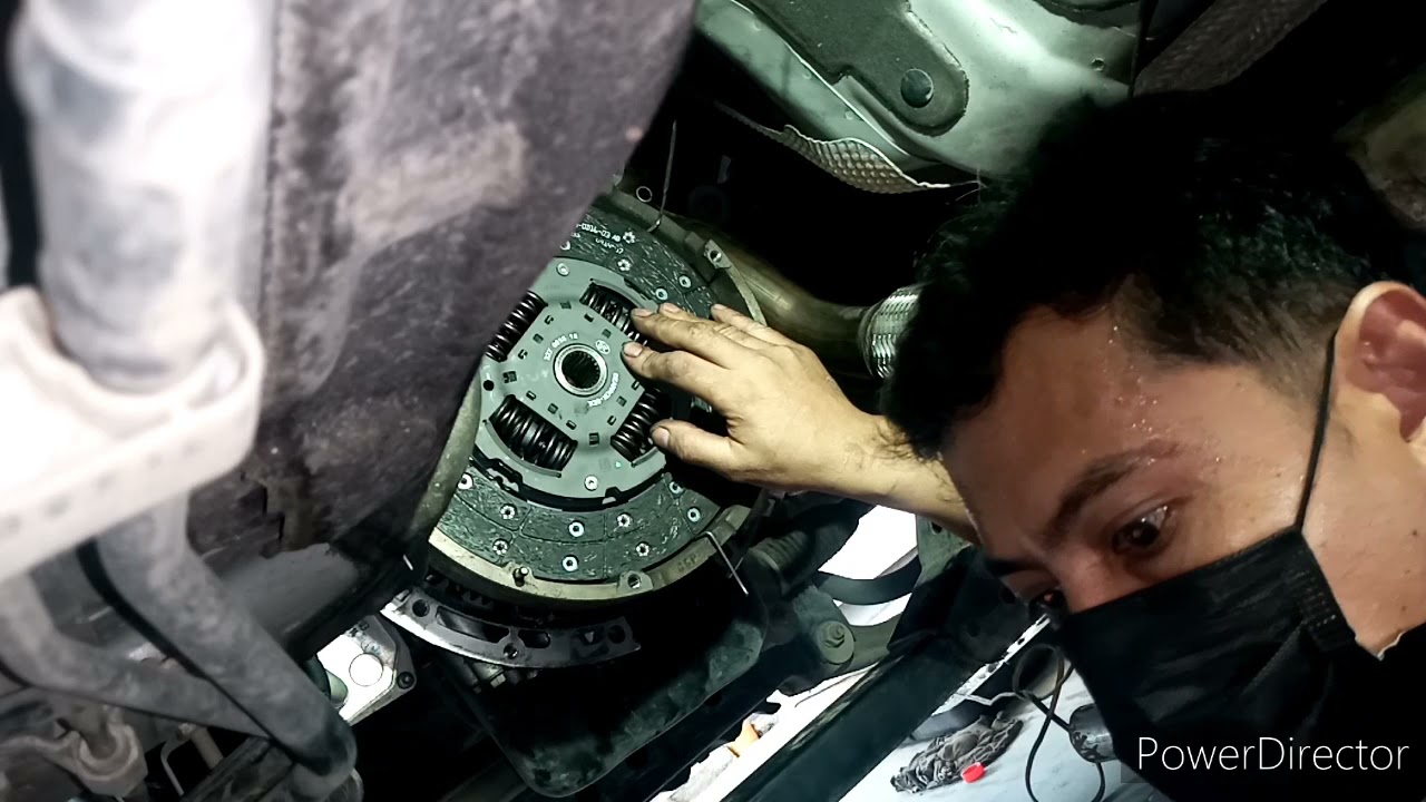 Ford ranger clutch problem. How to change secondary clutch?