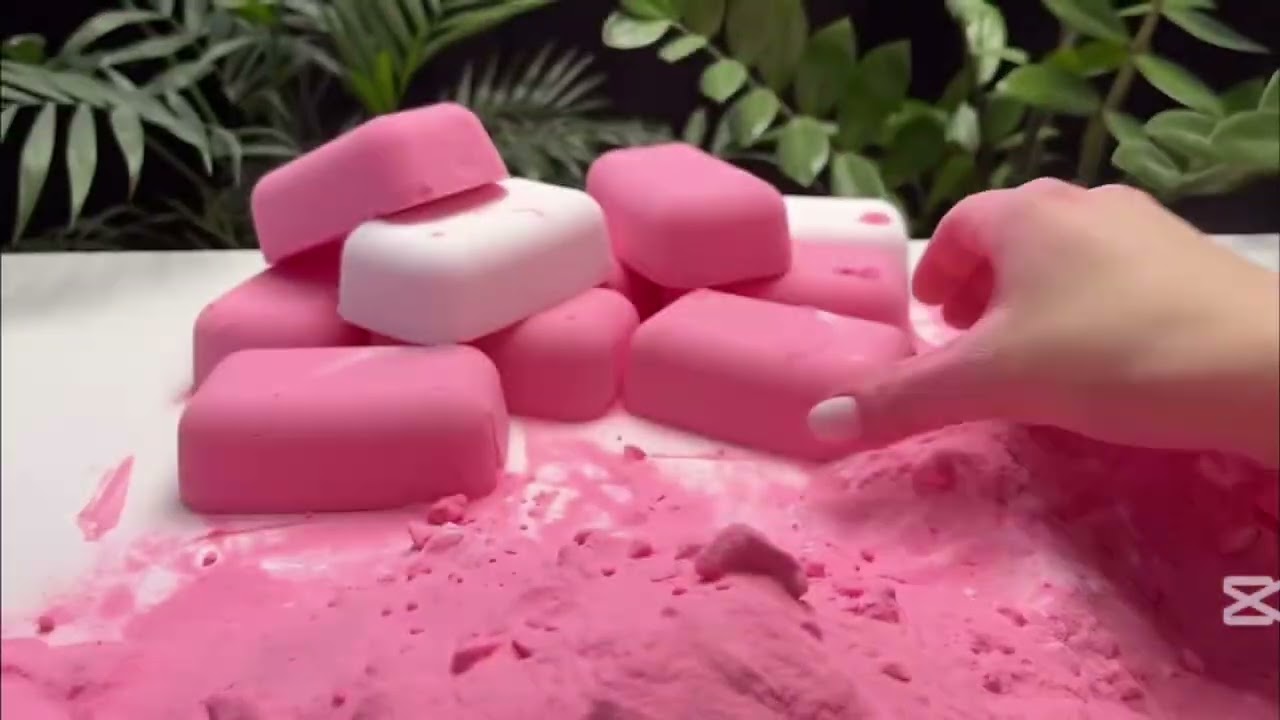 Super Satisfying ASMR Chalk Crush – Deep Crunchy Sounds for Relaxation & Sleep#asmr#asmrshorts#relax