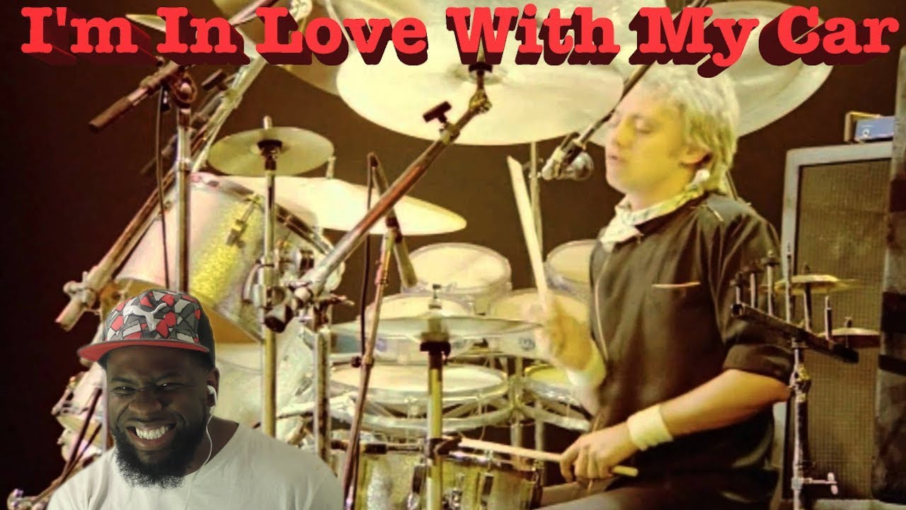 Queen - I'm In Love With My Car - (Roger Taylor) Live 12/26/79 - Reaction