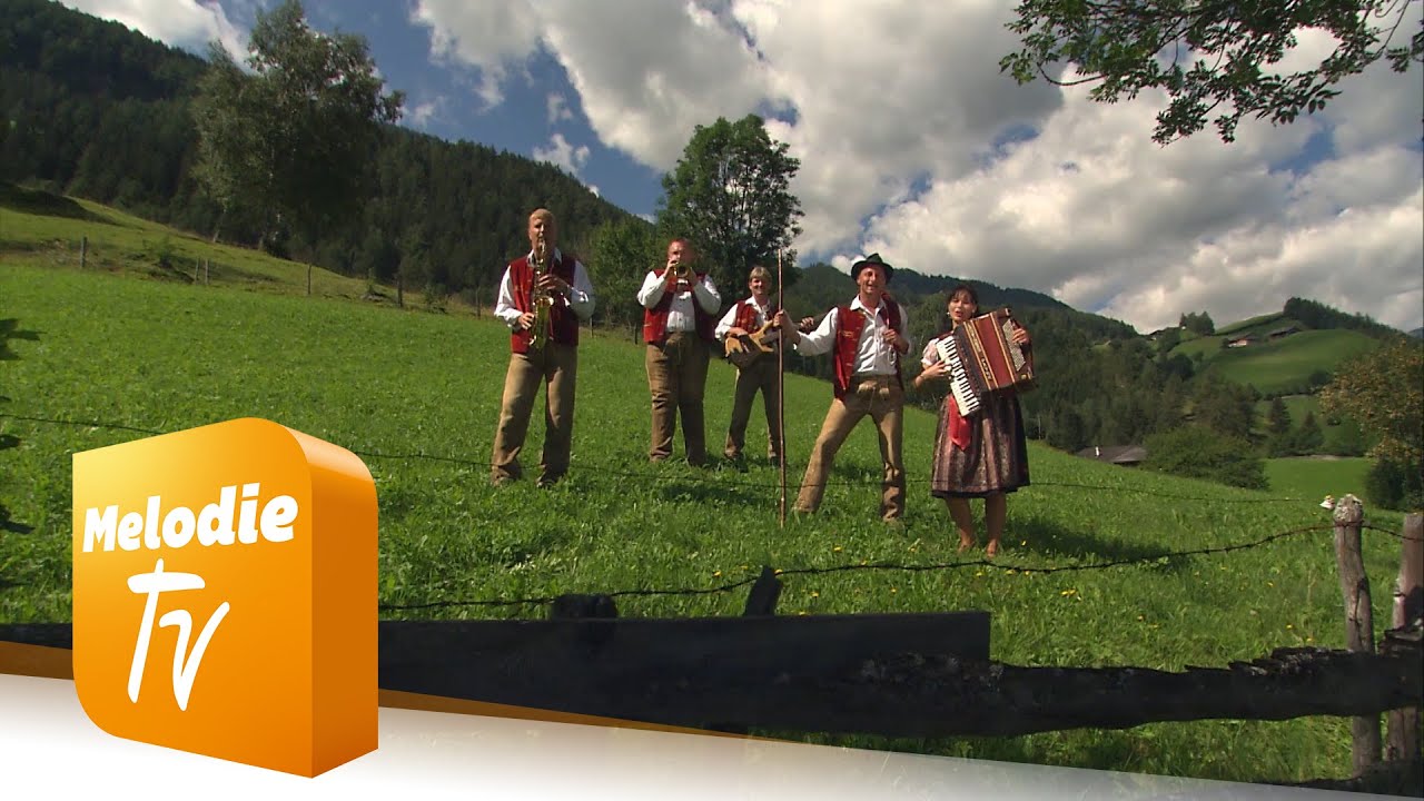 Heimatland Quintett - A Bergler braucht an Berg (Offizielles Musikvideo)