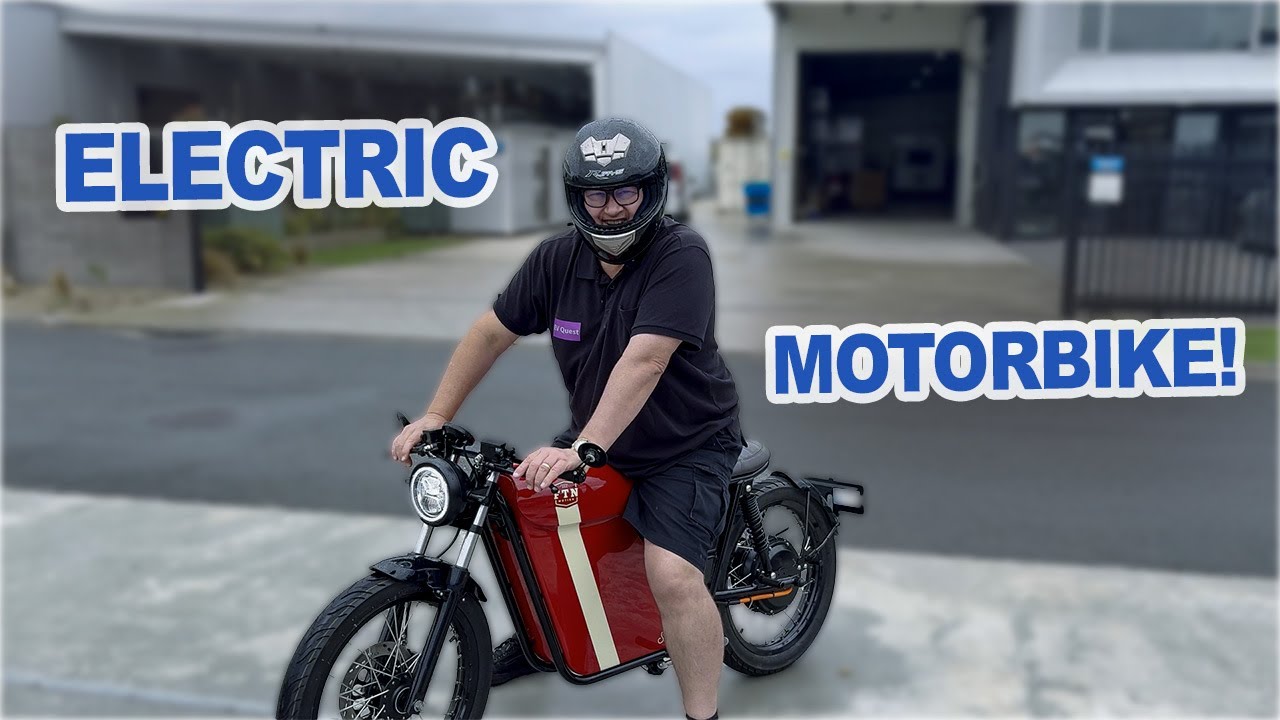 Riding the Streetdog50 Urban Electric Motorbike