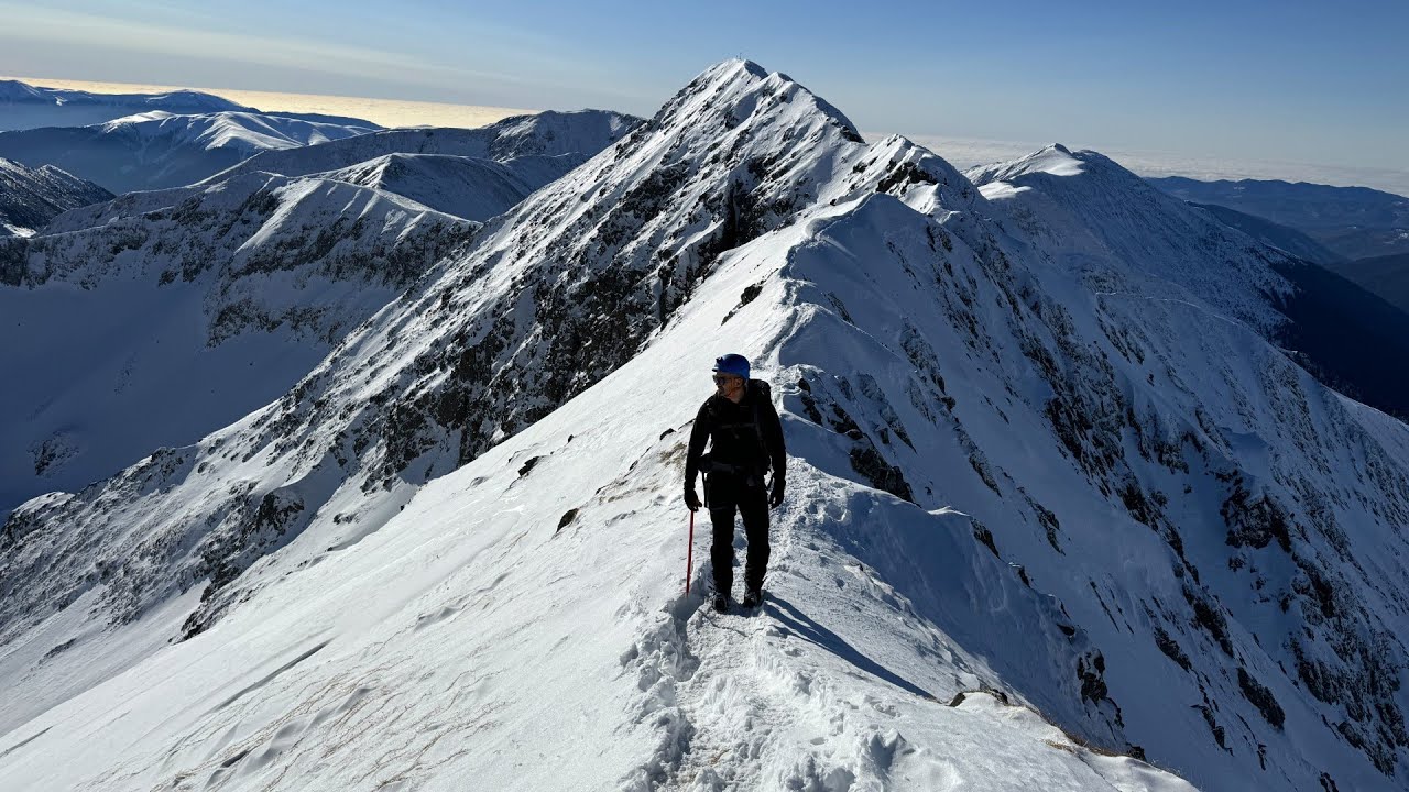 Solo To Moldoveanu Peak on Winter