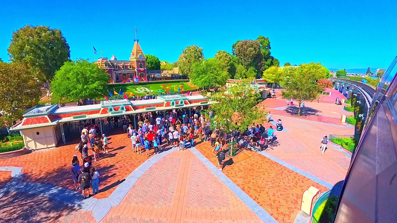 🚝 [AUGUST 2025] Full Disneyland Monorail Ride POV in 4K! Anaheim Park Tour Experience