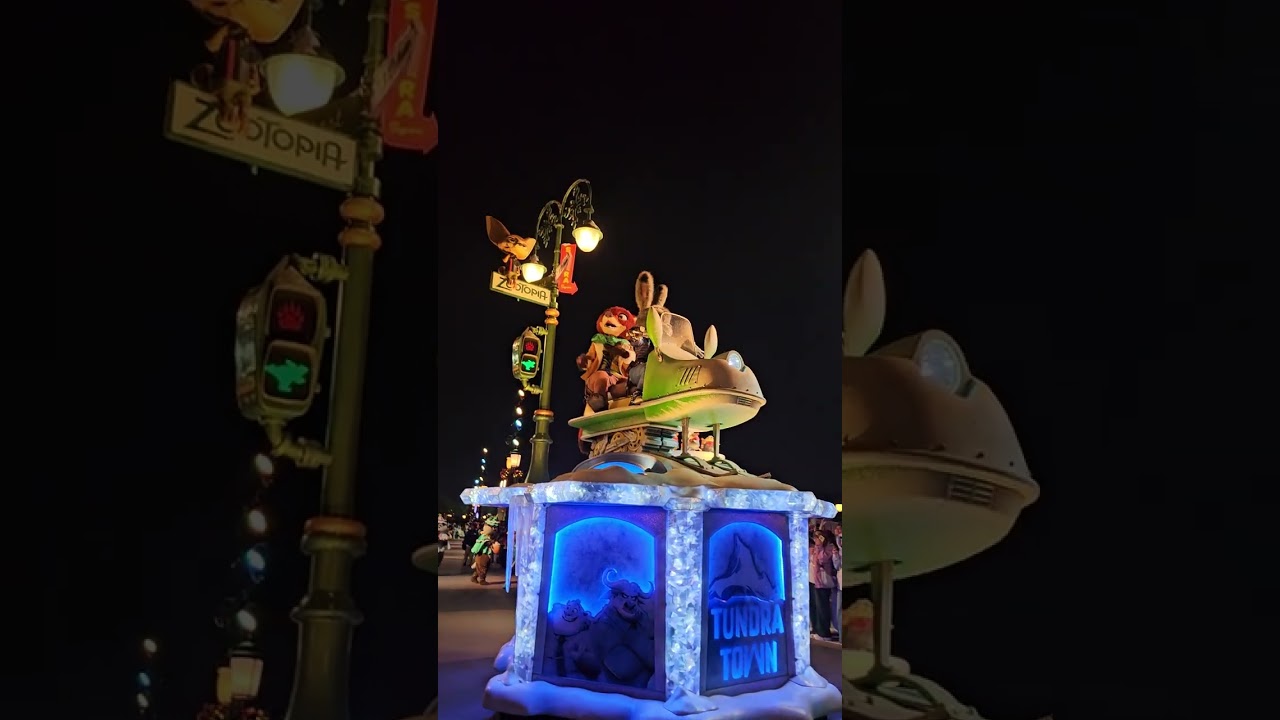 Winter Magic Cavalcade - S. Disneyland 11/26/25