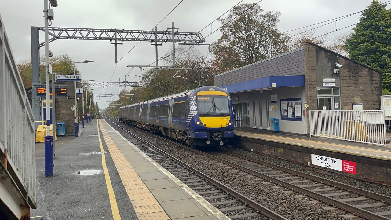 Train Spotting at Lenzie