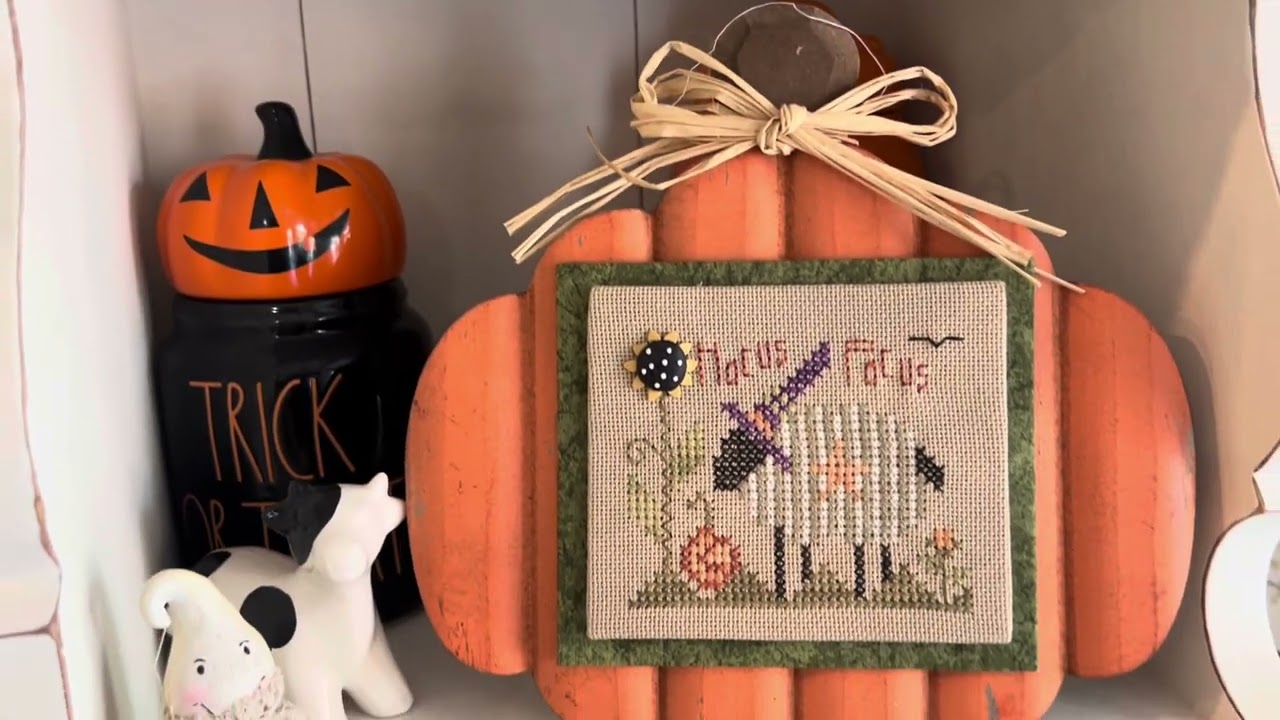CowStitcher’s Fall/Halloween Home Tour! 🍁❤️🎃