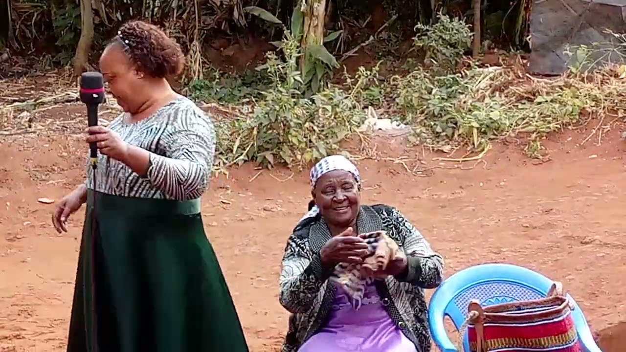 22 mama hellen munyao 80 birthday 4 the function friends zawadi