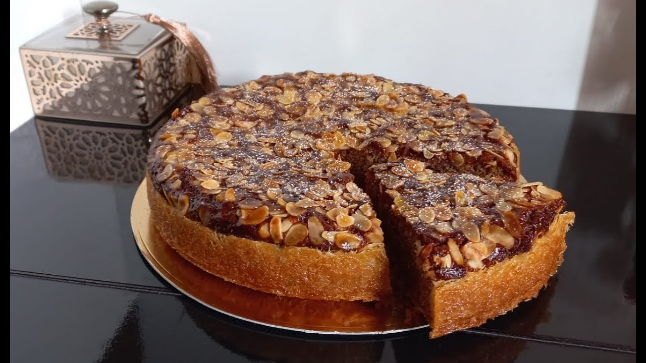اروع كيك بالكنافة و الفواكه الجافة من الذ ما يكون يستحق التجربة😋/almonds kunafa cake recipe