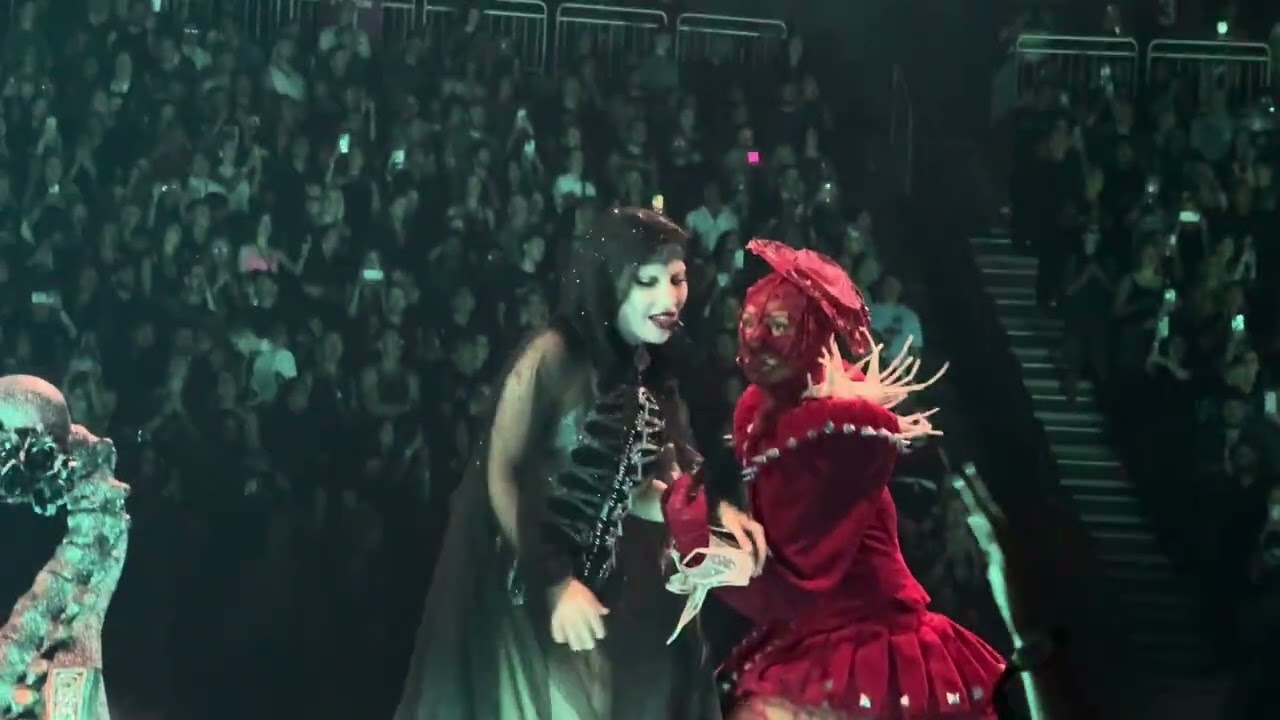 Lady Gaga - Shallow (Live in Las Vegas - 7/16/25)