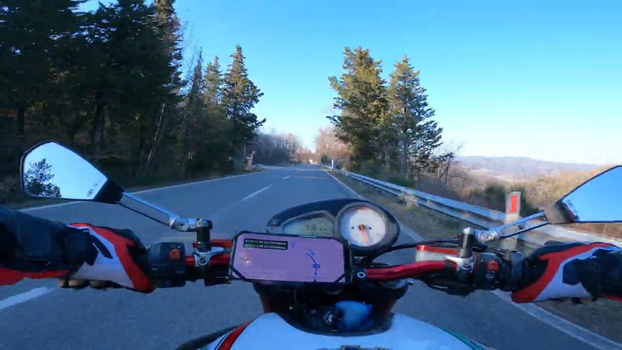 MV Agusta Brutale 910 sound - 4K parte 1