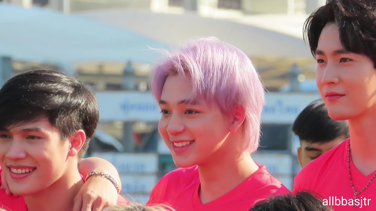 20191214 Bas มาขายของมาเชียร์มาเตะบอลด้วยคร๊าบ #ท้าแข้งแมทช์ศักดิ์ศรี
