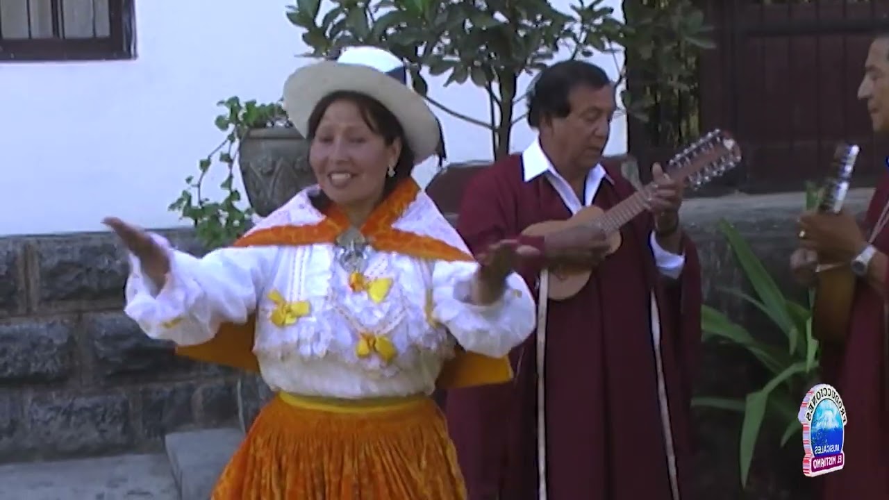 A&Ntilde;ORANZAS - CONJUNTO APU - RIMAQ DE ABANCAY - Mauro Vidal Mosqueira.