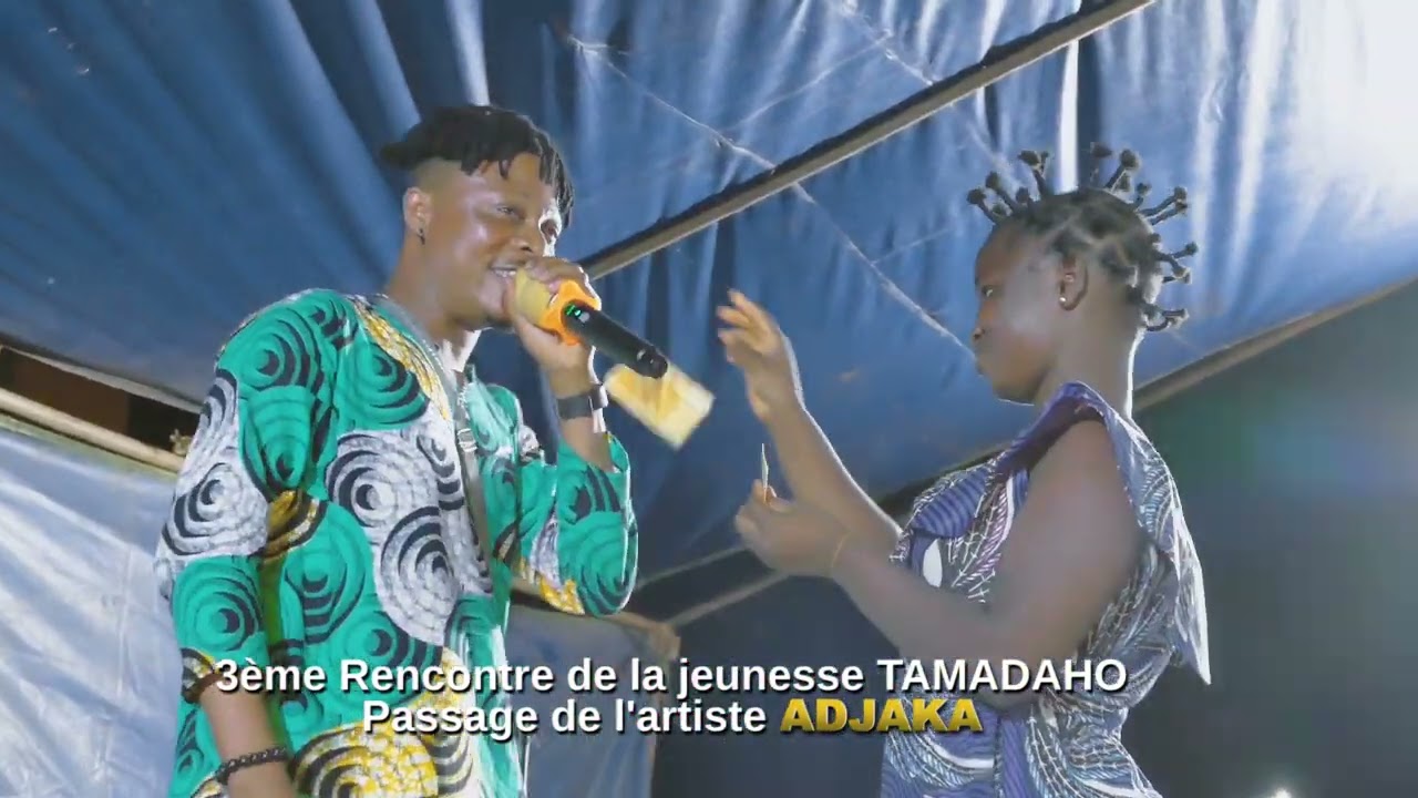 passage de L'ARTISTE ADJAKA