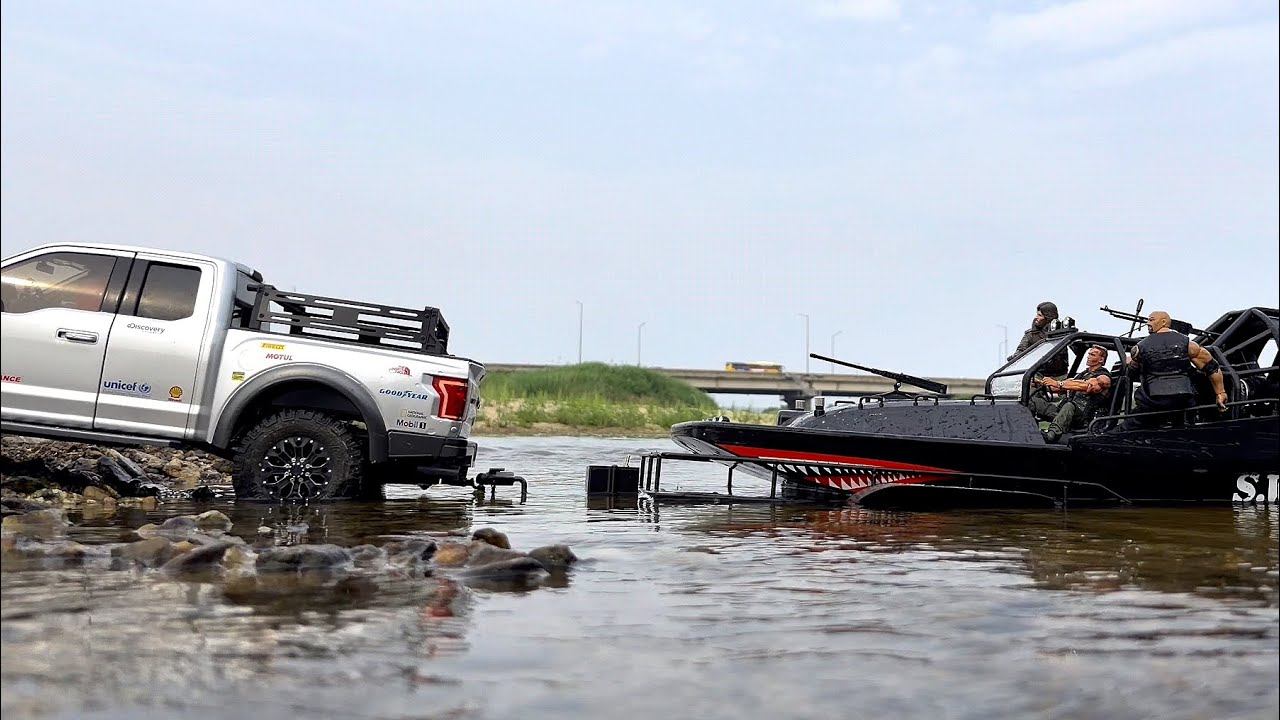 search and rescue operation | Strap recovery 1/10 Scale 4X4 RC Car Off-road | Boat Driving