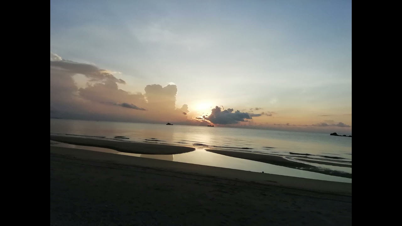 Sonnenaufgang bei Khanom am Golf von Thailand