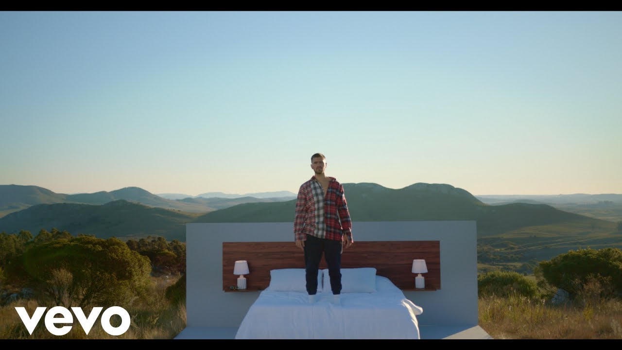 Rombai - Te Extra&ntilde;o :( (Official Video)