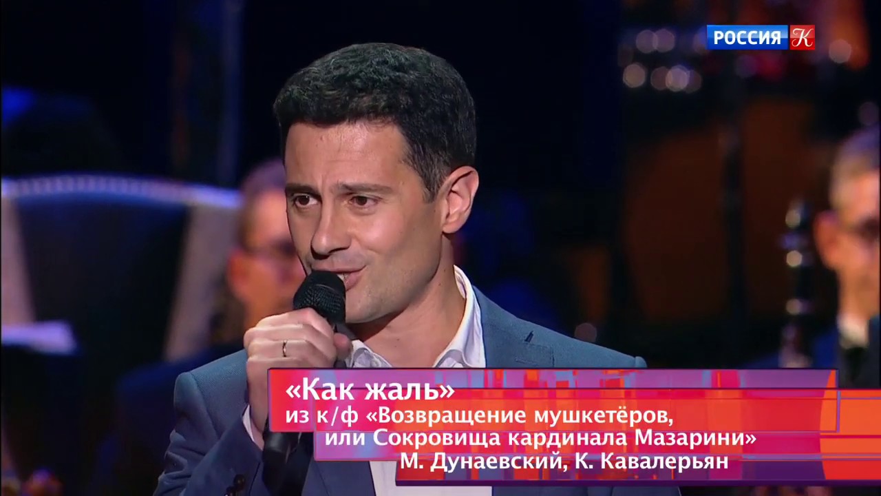 Антон Макарский 