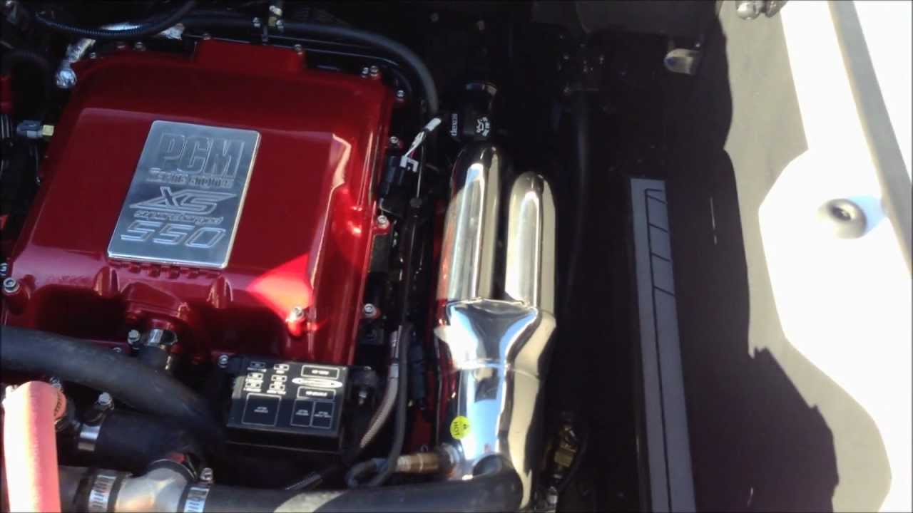 2013 Super Air Nautique G25- Red Metallic/ Silver Cloud/ Onyx Black On Water