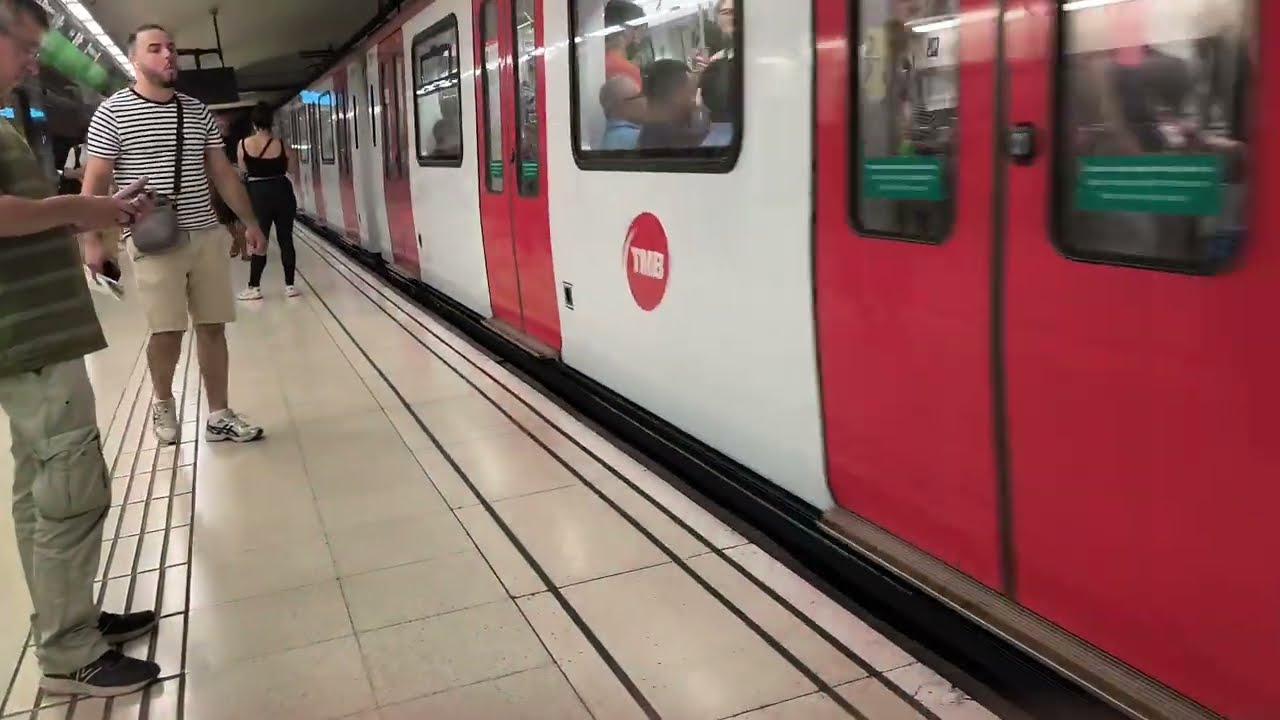 Metro Barcelona L3 Mini Trayecto de Catalunya a Passeig de Gracia en Serie 7061