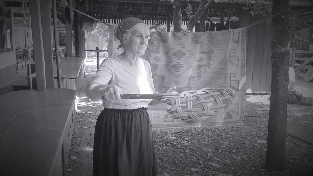 V&iacute;deo Museu Holambra: Mattenklopper