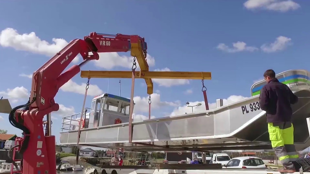 Aluminum oyster barge and Pleasure boat - MULOT