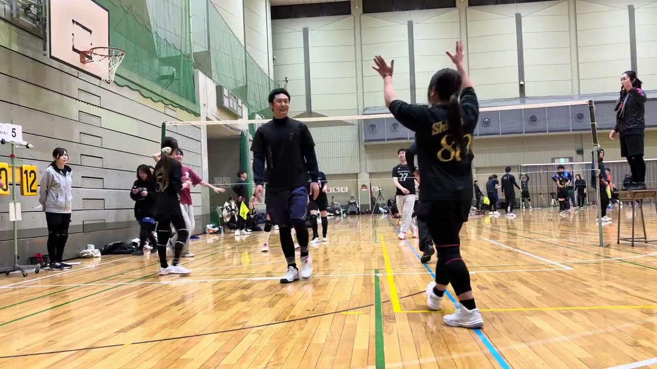 シャイニーズA対ブリーズ　横浜市交流インディアカ混合大会　2026.3.15