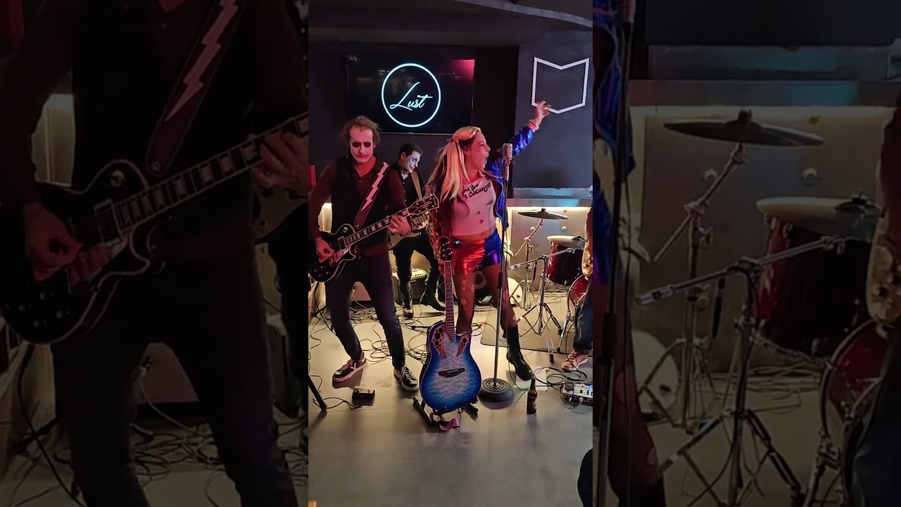 Random Key de Halloween en el Lust!!!🔥🤘🏻🎸