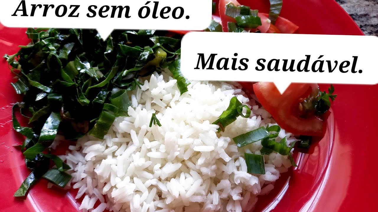 Arroz sem óleo.Não gasto mais com óleo na cozinha. Tudo aqui é feito sem óleo.