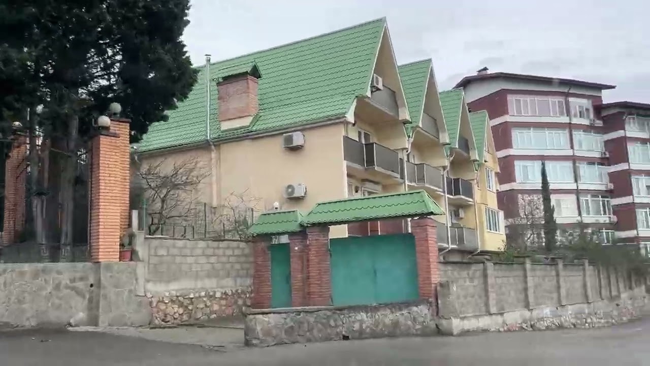 Ливадия. Виноградная ул.,от пляжа Дельфин,ул.Батурина на Севастопольское шоссе. 18.02.26.Крым.Crimea