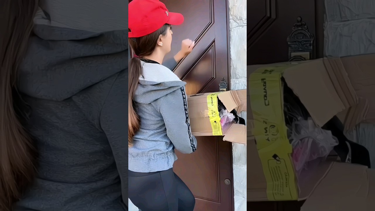 Delivery girl, can't open the door, English Conversation
