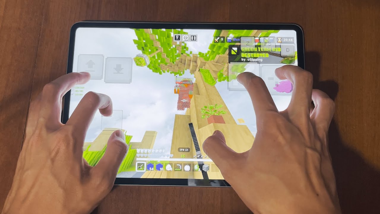 BEST Mobile Bedwars Player With Handcam | 300 IQ