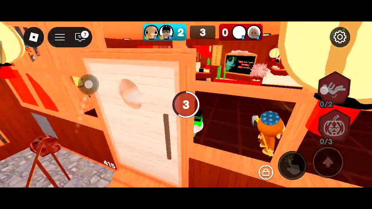 Jugando baña el bebé (Roblox)