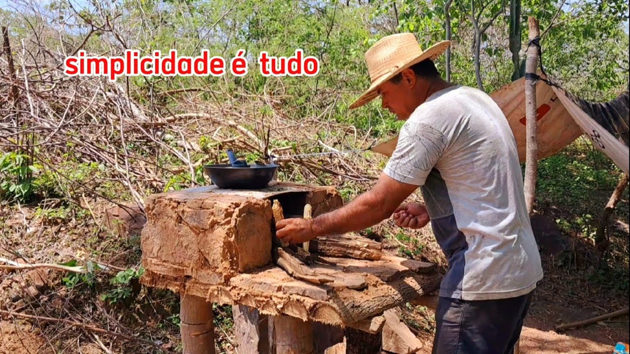 Sitio do zero, acampamento,  trabalho e um almoço bem da roça.