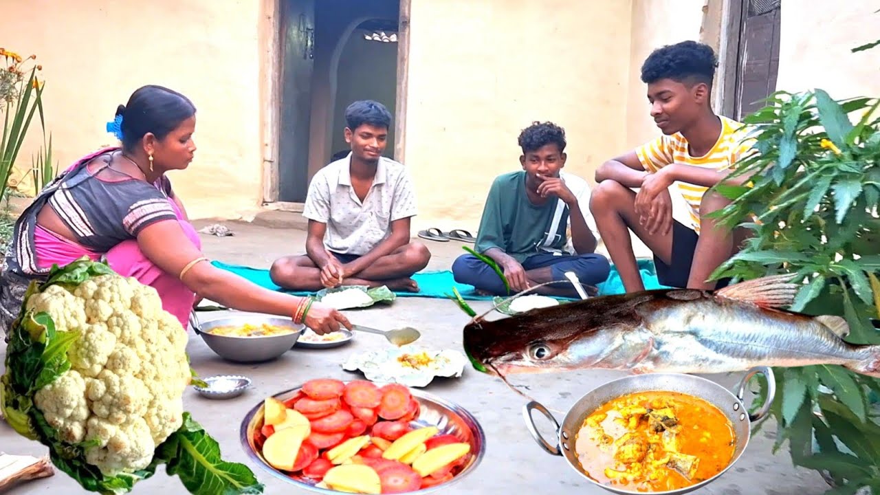FISH curry with CAULIFLOWER and CARROT fry cooking by tribal family l Indian village cooking