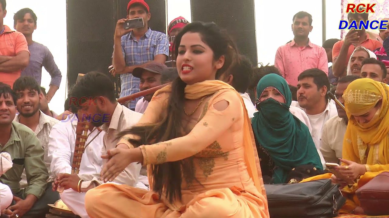 मुझ को राणा जी माफ़ करना,गलती म्हारे से होगयी।  Baby Muskan Sexi Dance | Baghot Compitison 2021