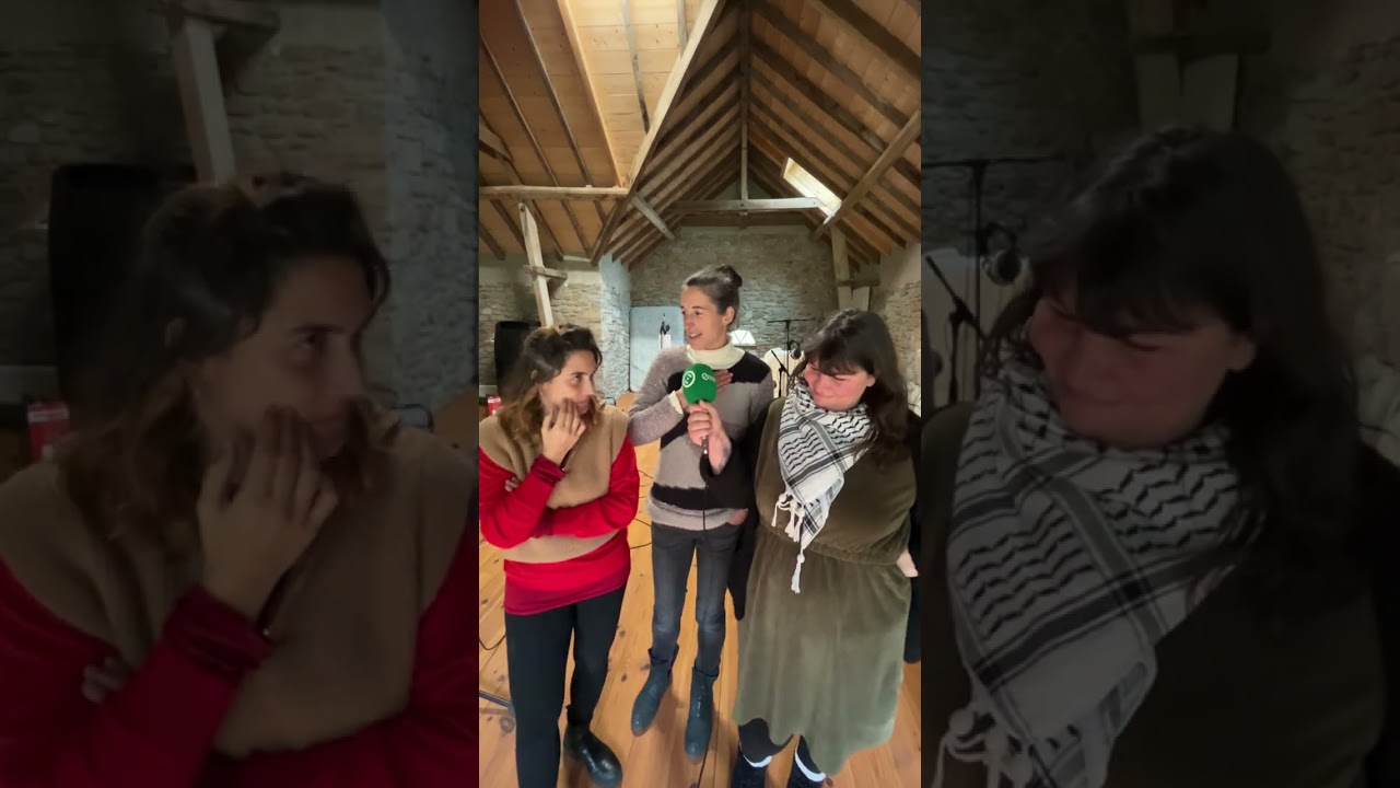 Hor Hor taldea lehen diska grabatzen ari. 10. Erreportajea