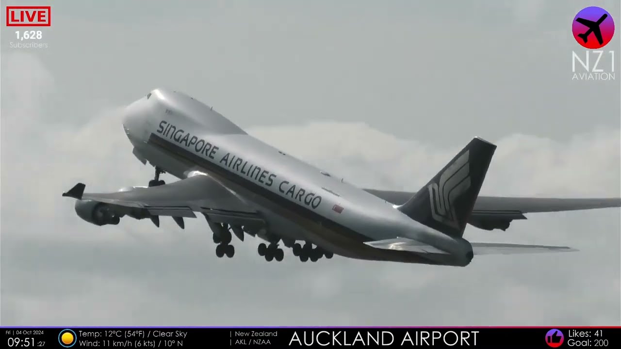 SQ B747-400F Departure From AKL