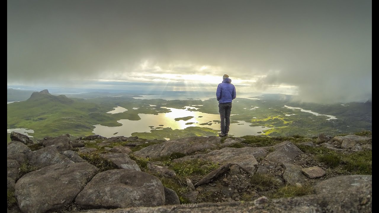 Living on the Edge - Wild Camping in Assynt - Cul Mor Summit camp