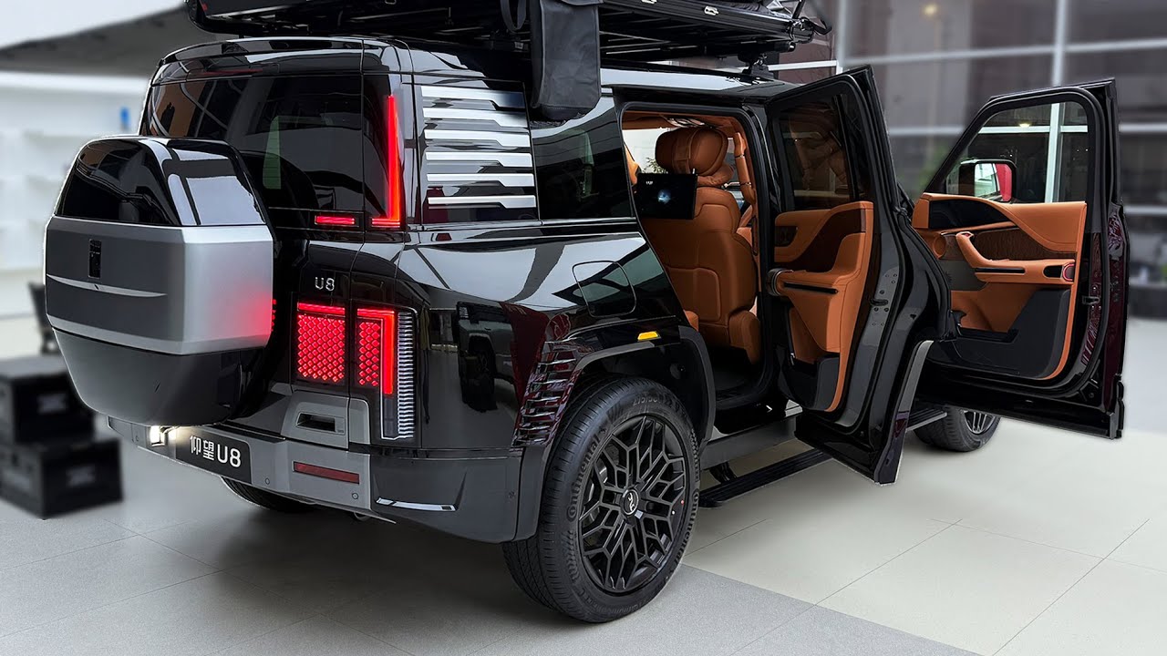 2025 BYD YangWang U8 - Luxury High-end PHEV SUV detailed Exterior and interior Walk-around 4k