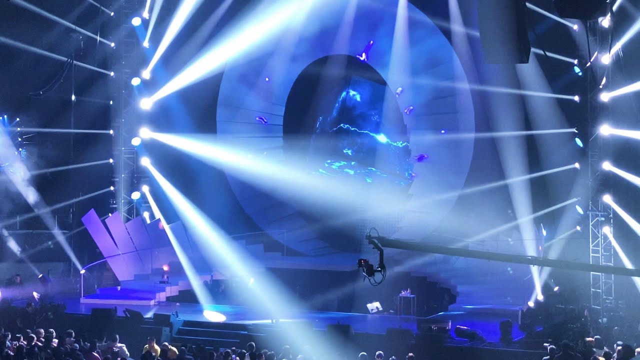Unified Concert: Into the Unknown by Regine Velasquez - Alcasid and Sarah Geronimo