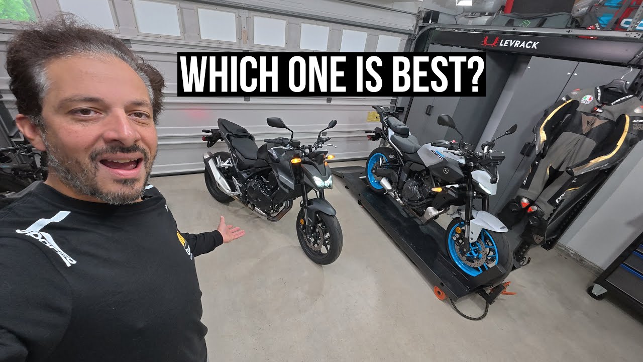 Сравнение мотоциклов Honda CB750 Hornet и Yamaha MT-07 2025 года.