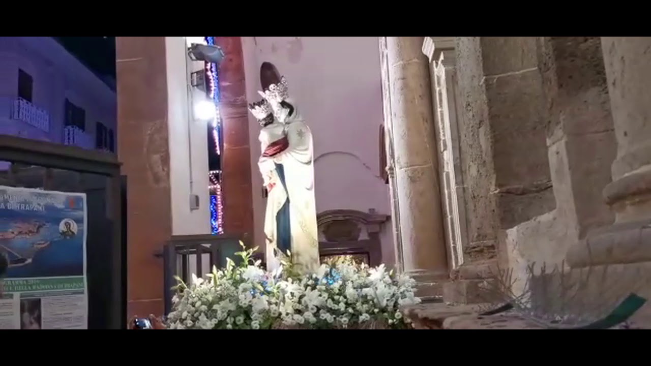 La processione della Madonna di Trapani