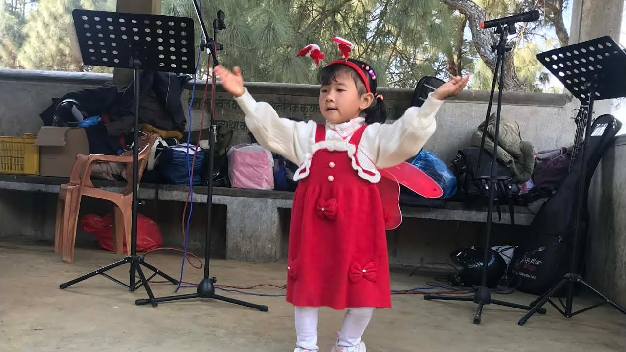 Cover dance (Feliz navidad)Prashamsa thulung🎄❣️