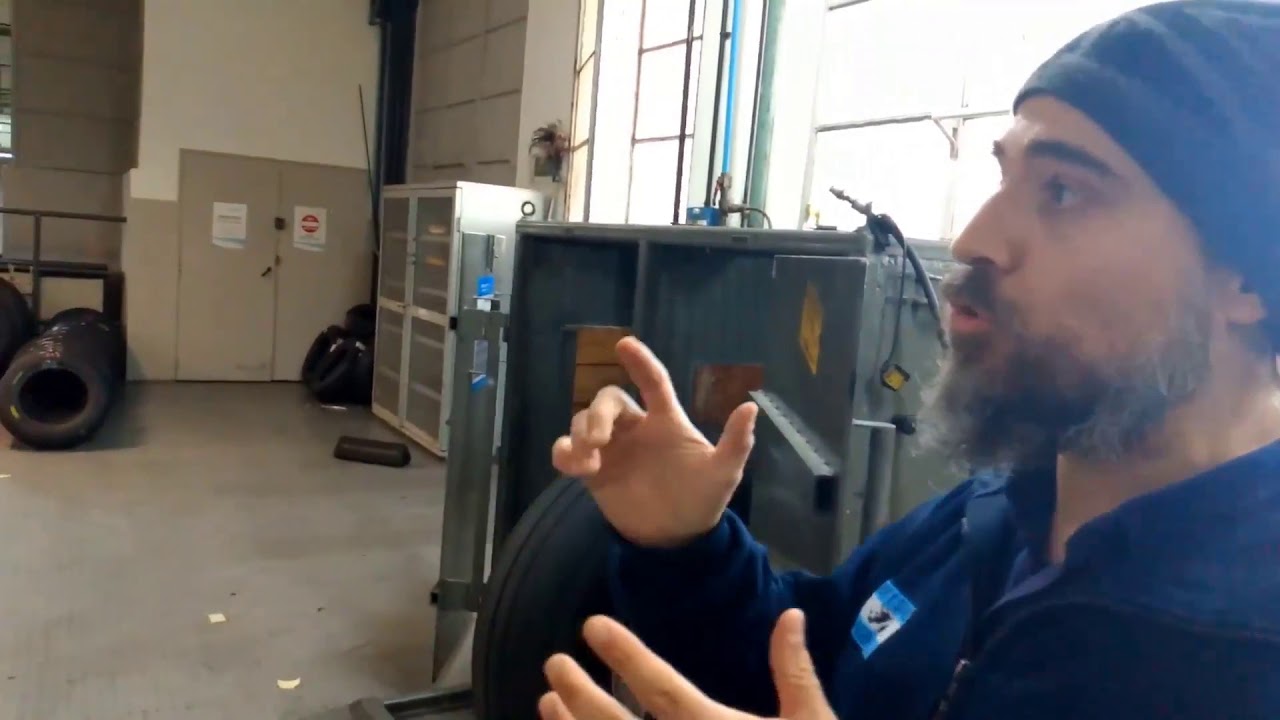 Visita a los hangares de Aerol&iacute;neas Argentinas (v&iacute;deo 4)