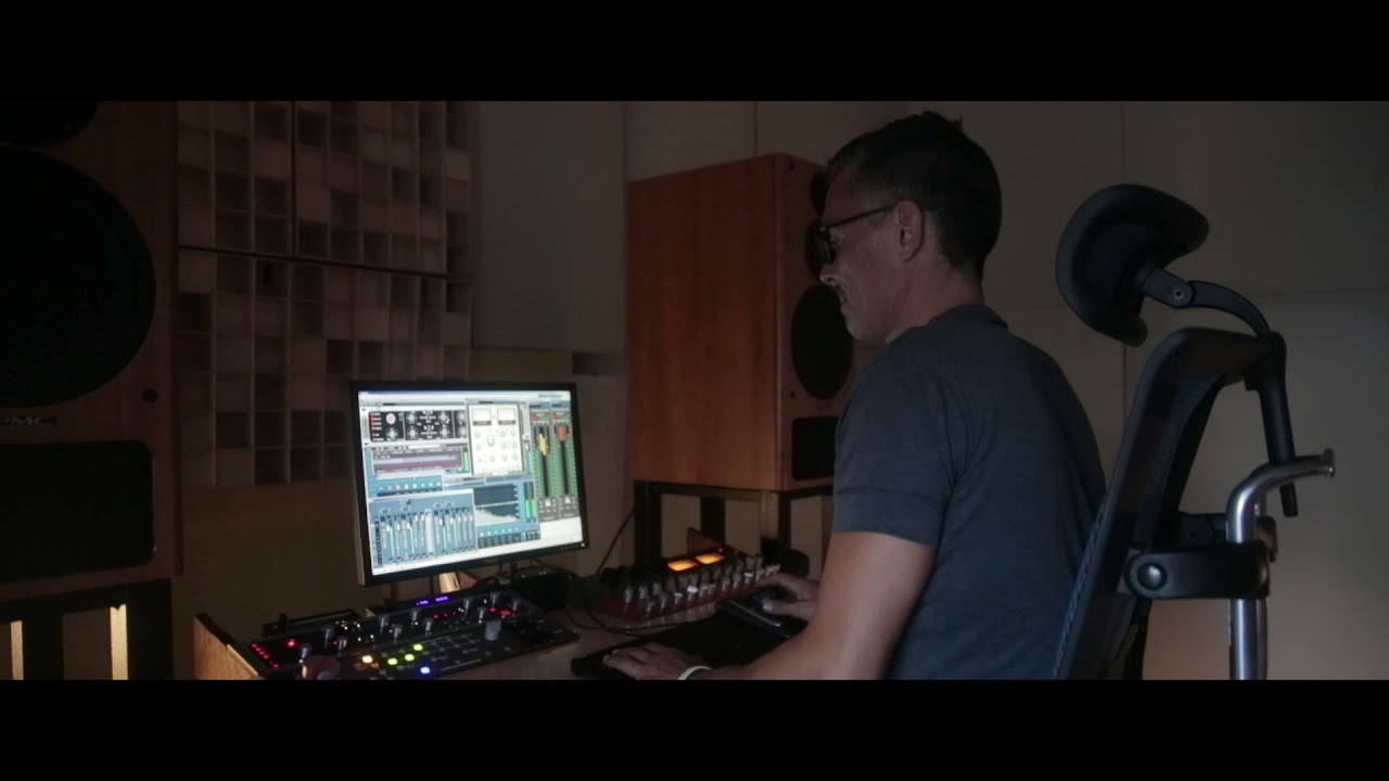 Red Mastering Studio, London UK | Online Music Mastering