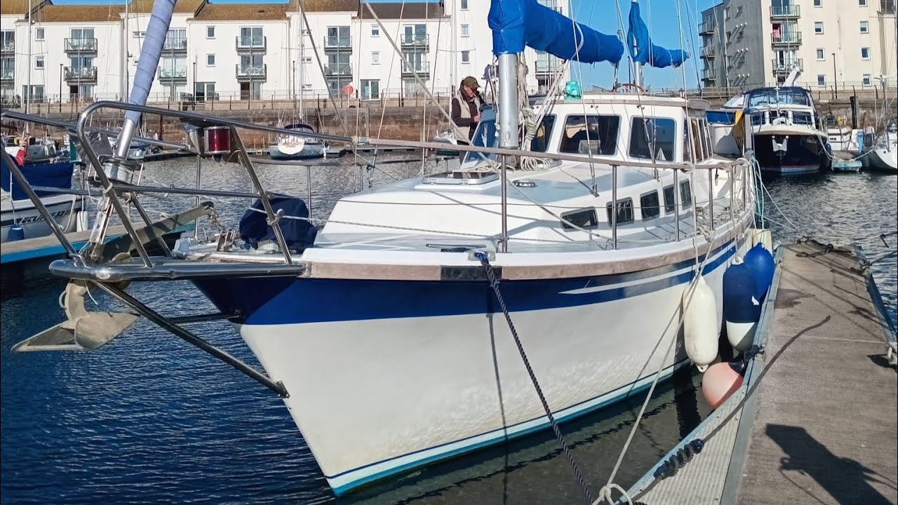 Seafinn 411 - Indigo Yachting