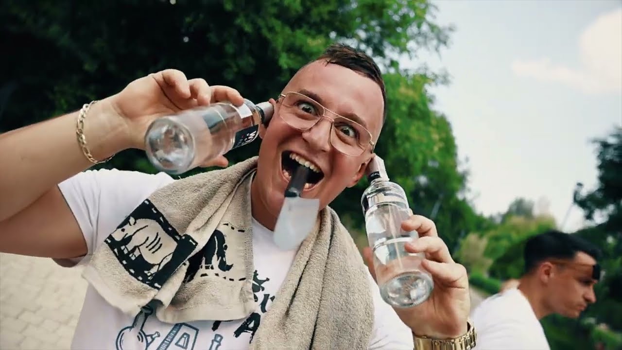 GAJOR - CAŁY KRAK&Oacute;W ODPALA BALET feat. ABRAM MONTANA (Official Video)