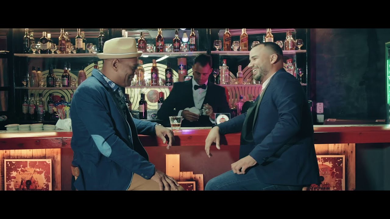 Juan Guillermo - Dame un traguito (video oficial) feat. Septeto Santiaguero