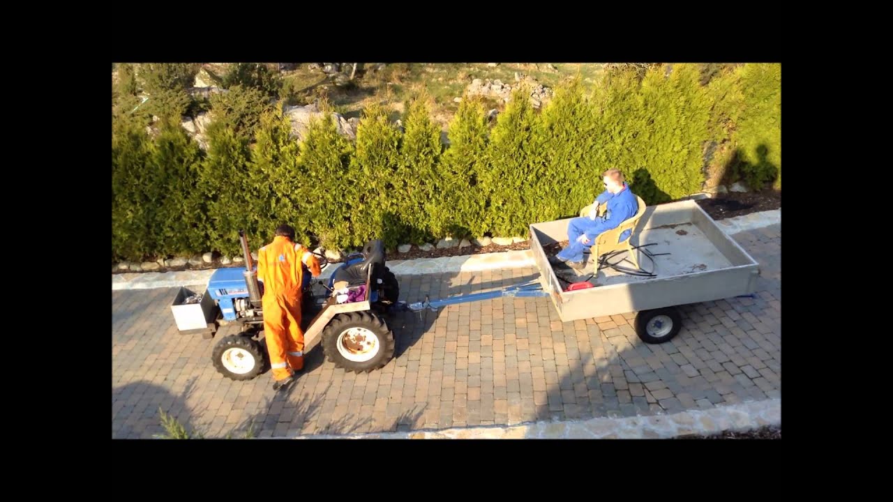 TRAKTOR MED HENGER
