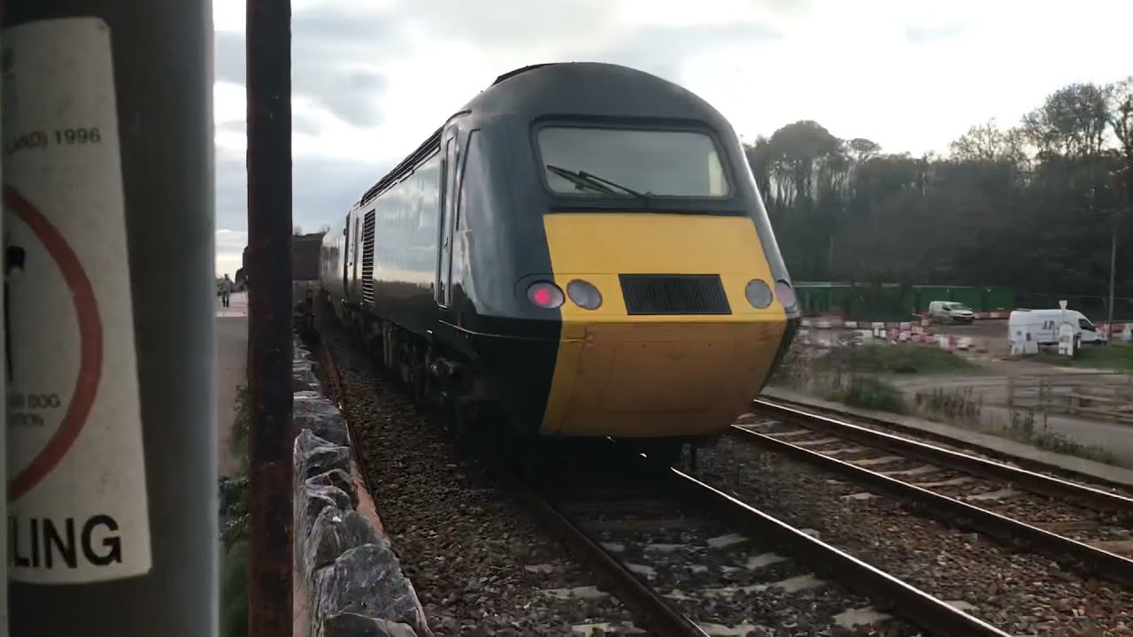 Trains at Dawlish Warren 13/11/21
